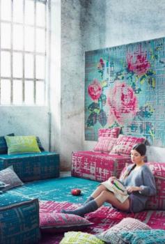 Cross Stitched Hand Woven Wall And Floor Rug Manufacturers in Patna